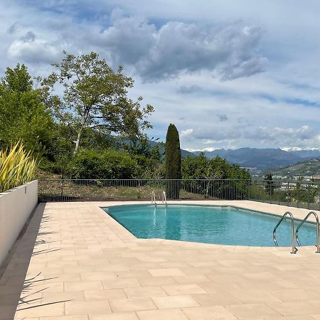 Superbe studio de 31m en rez de jardin Saint-Laurent-du-Var Buitenkant foto